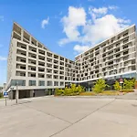 아파트 River View - Parking & Access