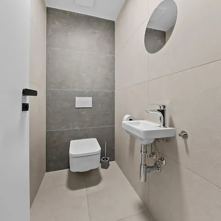 Appartement River View - Parking & Access