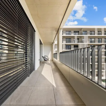 River View - Parking & Access * Pressburg