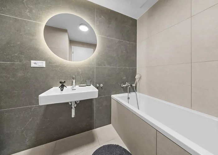 River View - Parking & Access