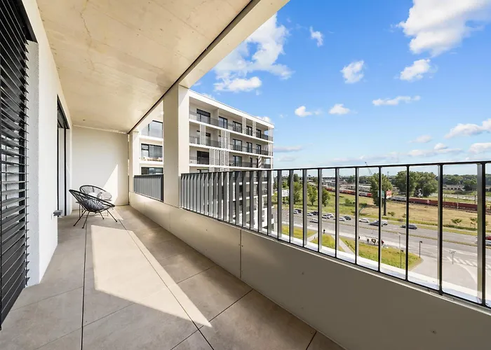 Apartament River View - Parking & Access *