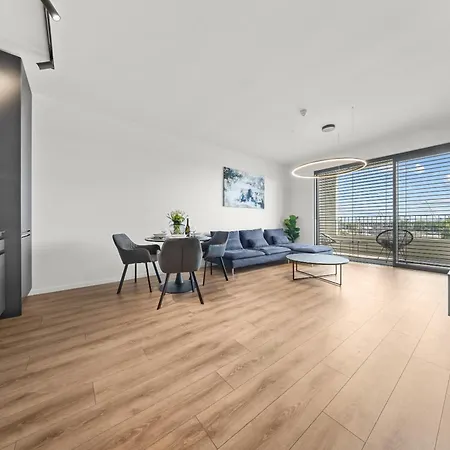 Appartement River View - Parking & Access