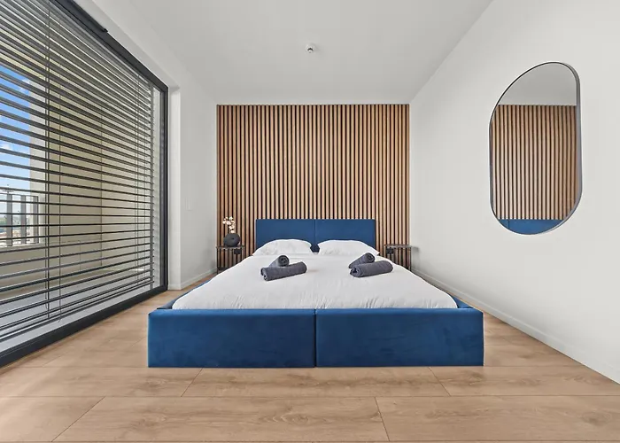 River View - Parking & Access Appartement *