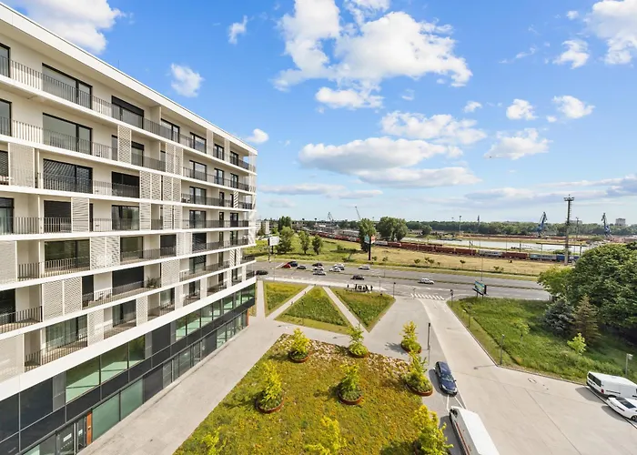 River View - Parking & Access *